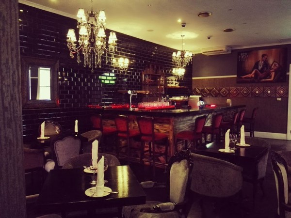 L’ambiance Café - Restaurant in Durban - EatOut
