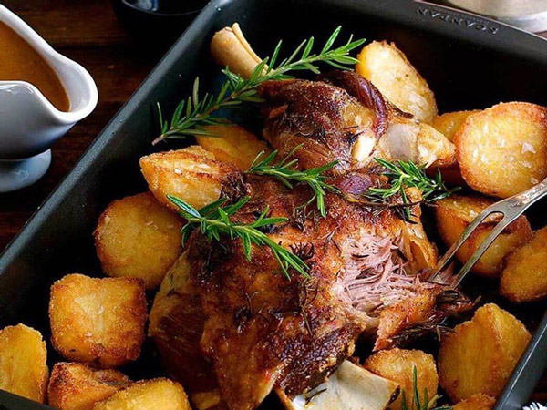 Breeze at Windtown Lagoon, Restaurant and Lounge Bar