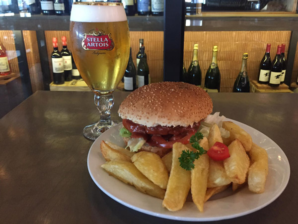 Grand Slam Sports Diner