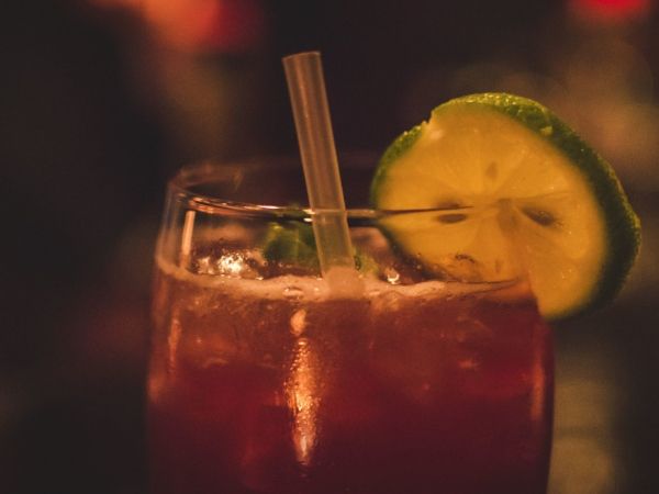 Alexander Bar & Cafe