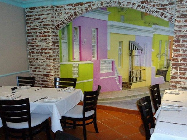 Richard’s Supper Stage and Bistro