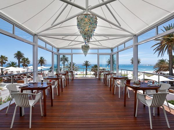 Tides Restaurant at The Bay Hotel