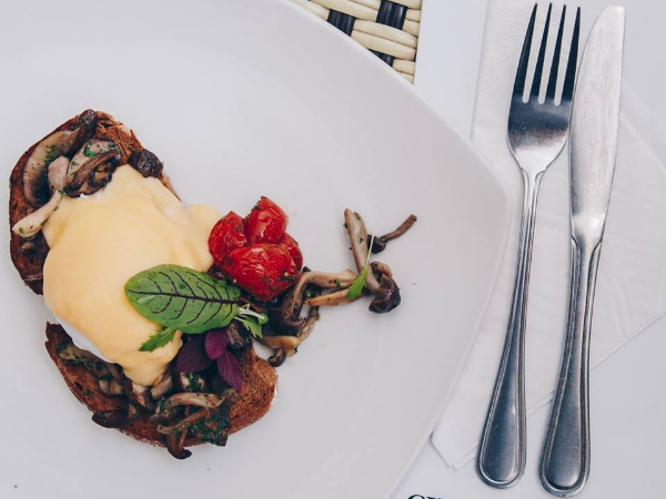 Circus Circus Beach Café (Snell Parade)