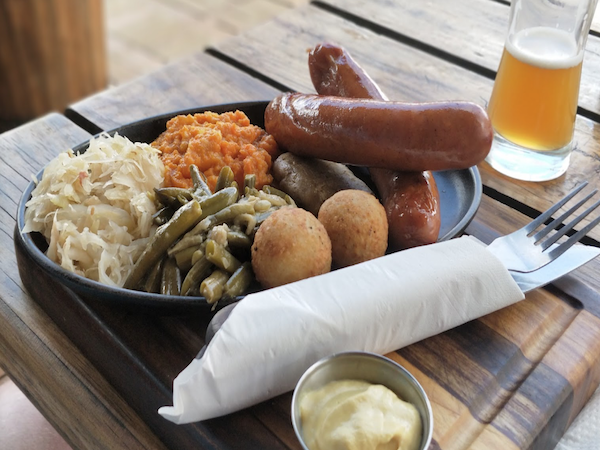 Roter Hahn Restaurant