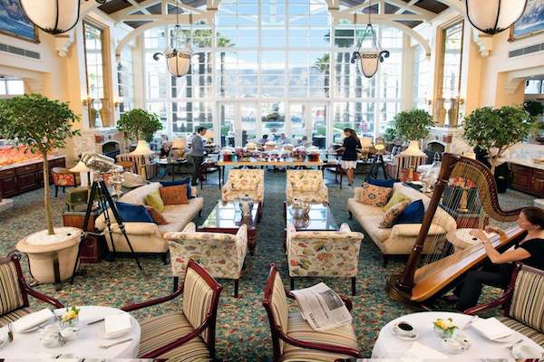 The Lounge at the Table Bay Hotel