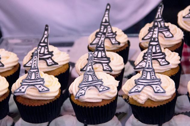 Eiffel Tower cupcakes