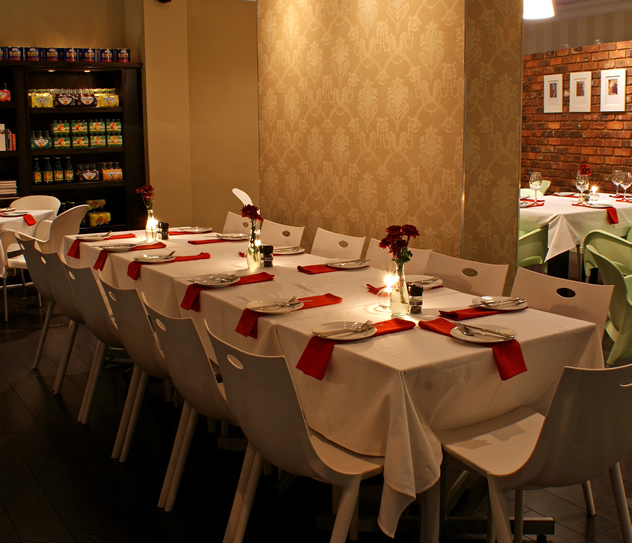 The interior at the Pronto Italian Deli and Foodstore. Photo courtesy of the restaurant.