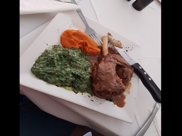 Flames Restaurant and Bar