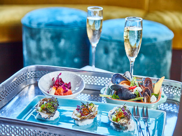 Harringtons Cocktail Lounge