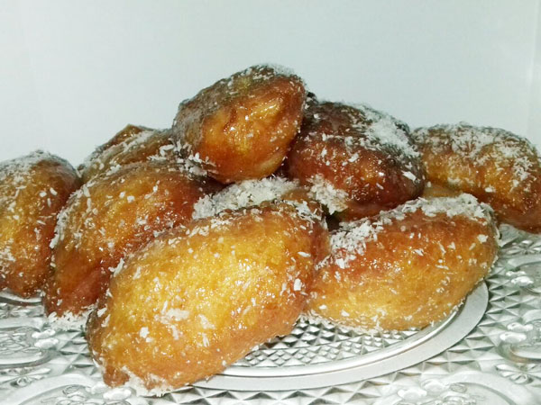 Attention, Cape Town: You can now Dial-a-Koesister on Sunday mornings