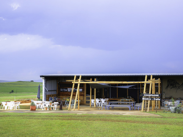 Champagne Bistro – Café