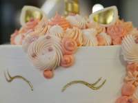 The Cafe Patisse unicorn cake