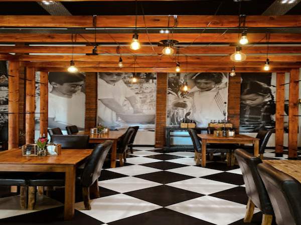 Avanti Authentic Italian Restaurant (Woodland Hills)