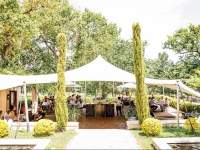 Outside seating at Kleine Zalze