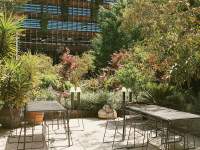 Outdoor dining space - featured image