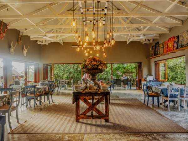 Magnolia Restaurant (White River)