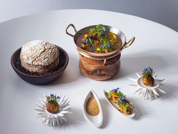 Star flavours: How Pier’s bread course is an ode to the West Coast